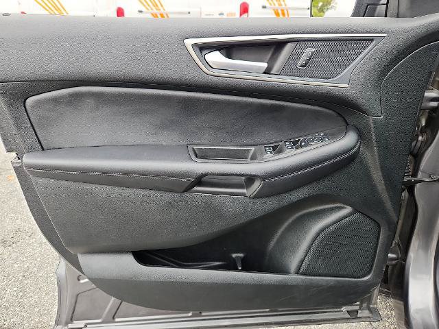Certified 2023 Ford Edge SEL w/ Convenience Package AWD/4WD image 12