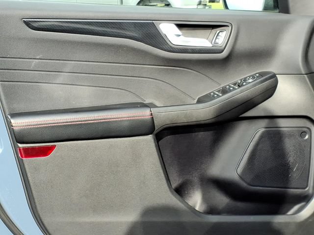 Certified 2023 Ford Escape ST-Line AWD/4WD image 13