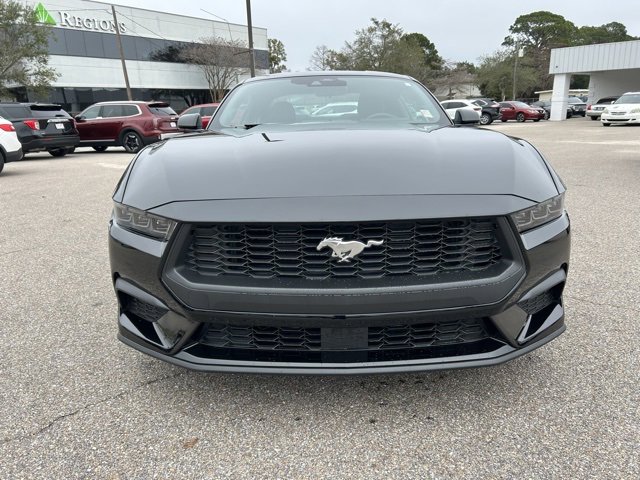 Certified 2025 Ford Mustang Coupe image 3