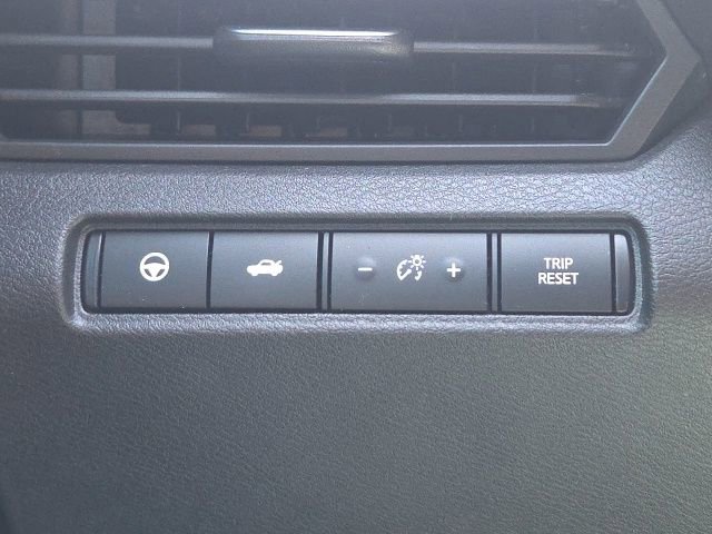 Used 2024 Nissan Altima 2.5 SV w/ SV Premium Package AWD/4WD image 22