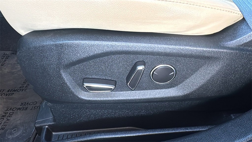 Certified 2019 Ford Edge SEL w/ Equipment Group 201A image 20