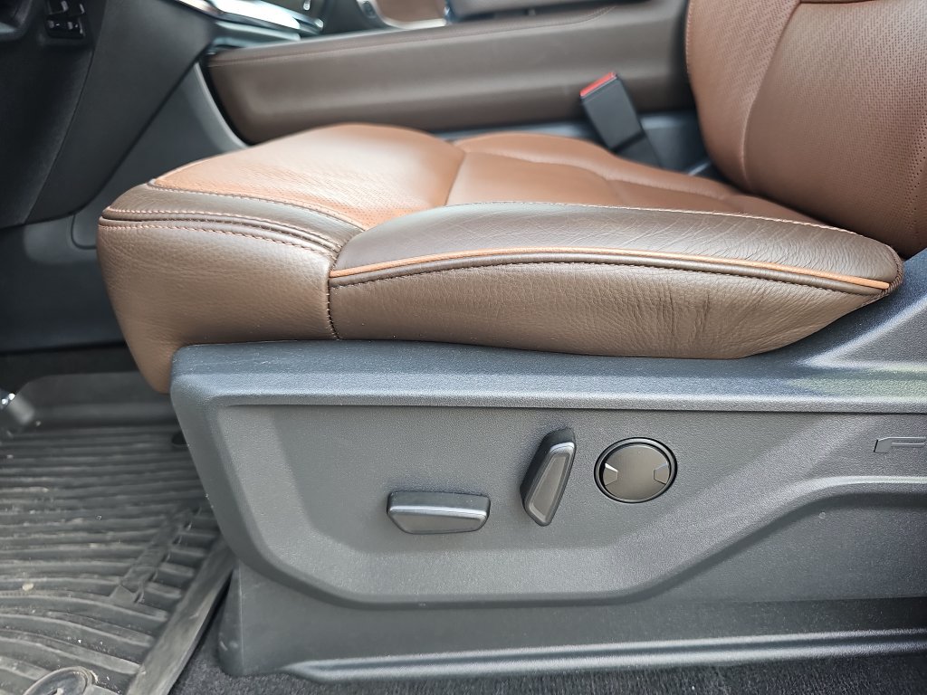 Certified 2025 Ford Expedition King Ranch AWD/4WD image 29