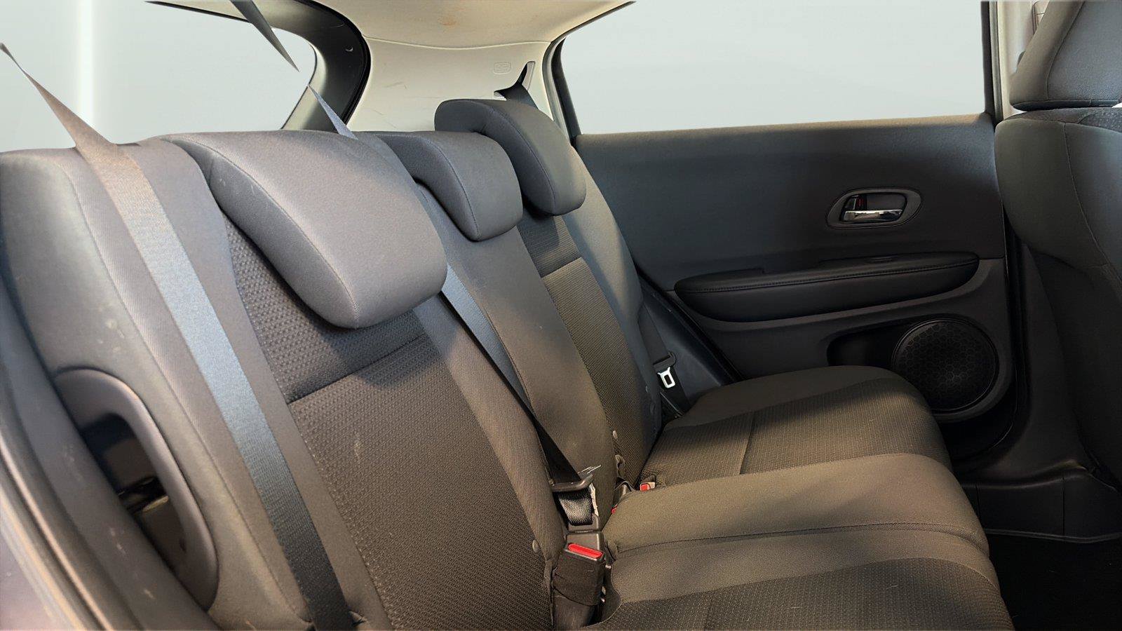 Used 2022 Honda HR-V LX image 15