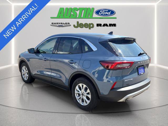 Certified 2023 Ford Escape Active AWD/4WD image 3