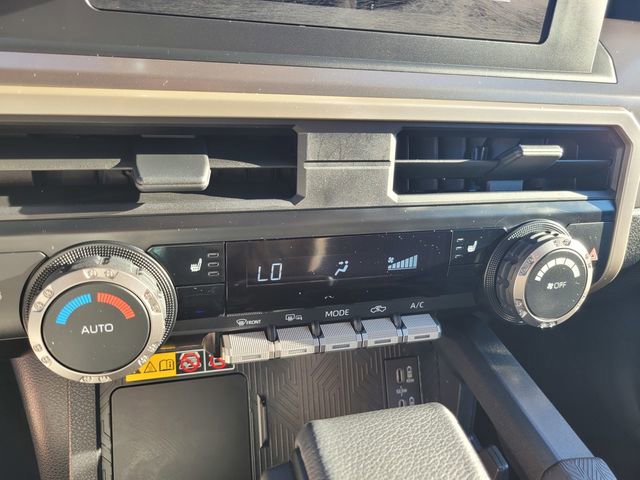 Used 2024 Toyota Tacoma TRD Sport image 23