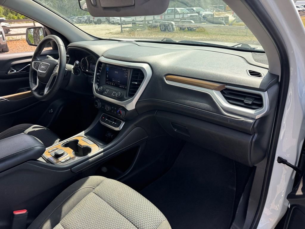 Used 2021 GMC Acadia SLE w/ Driver Convenience Package FWD image 19