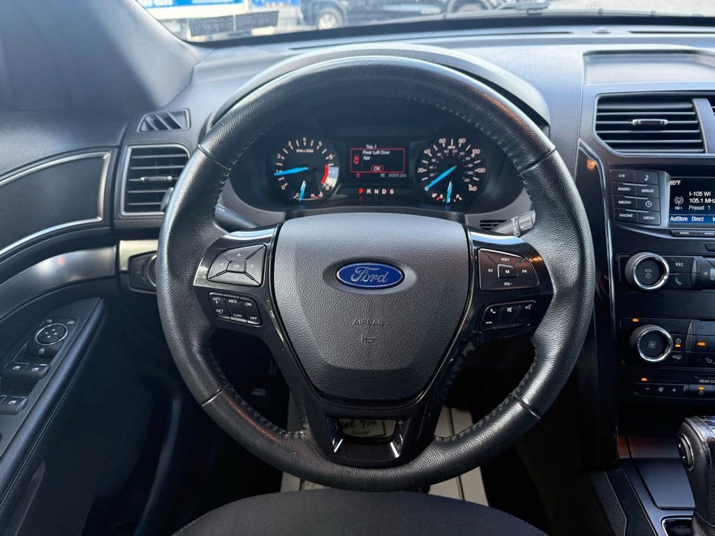 Certified 2018 Ford Explorer XLT AWD/4WD image 16