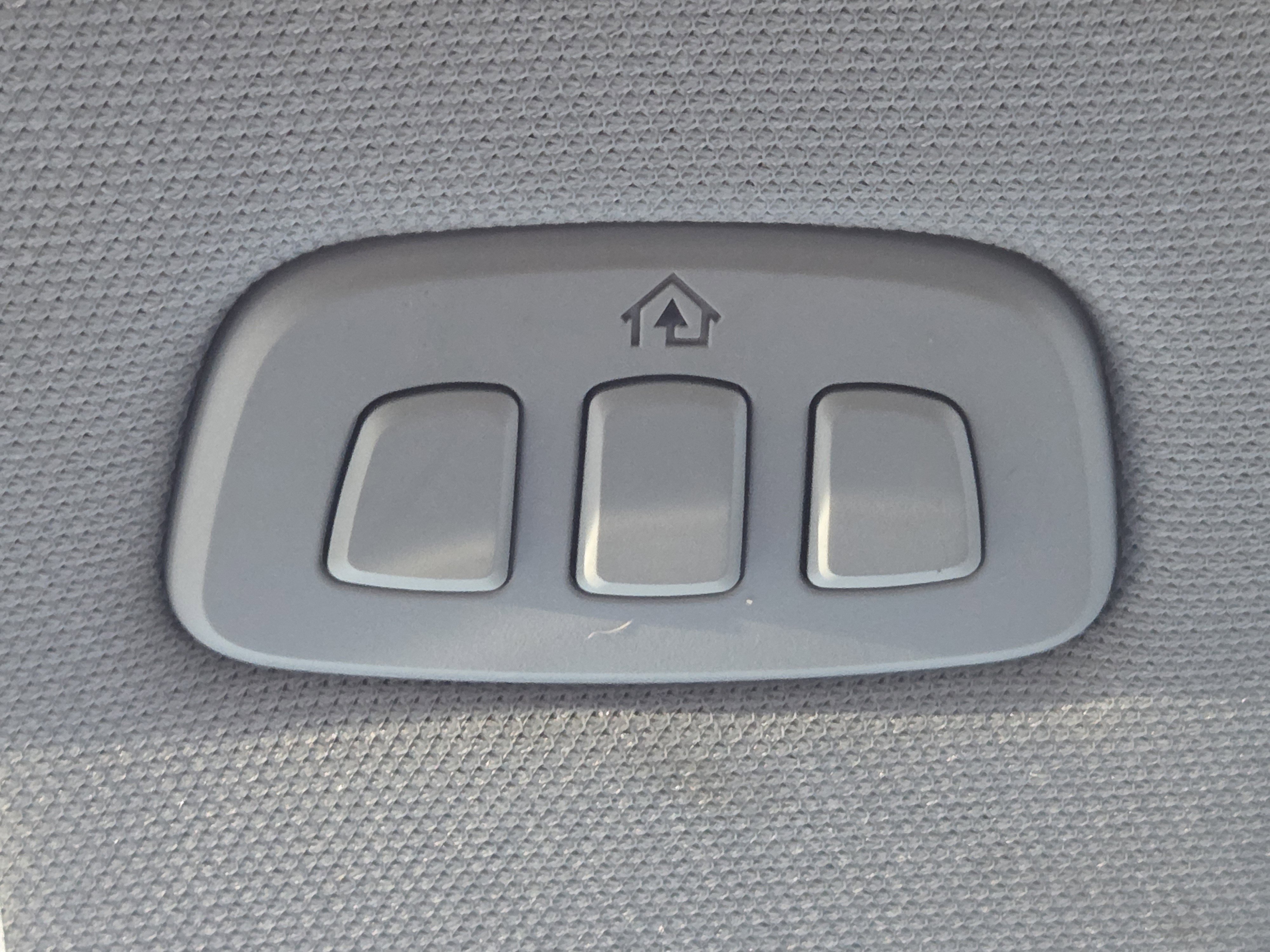 Certified 2021 Ford Explorer Limited w/ Equipment Group 301A image 24