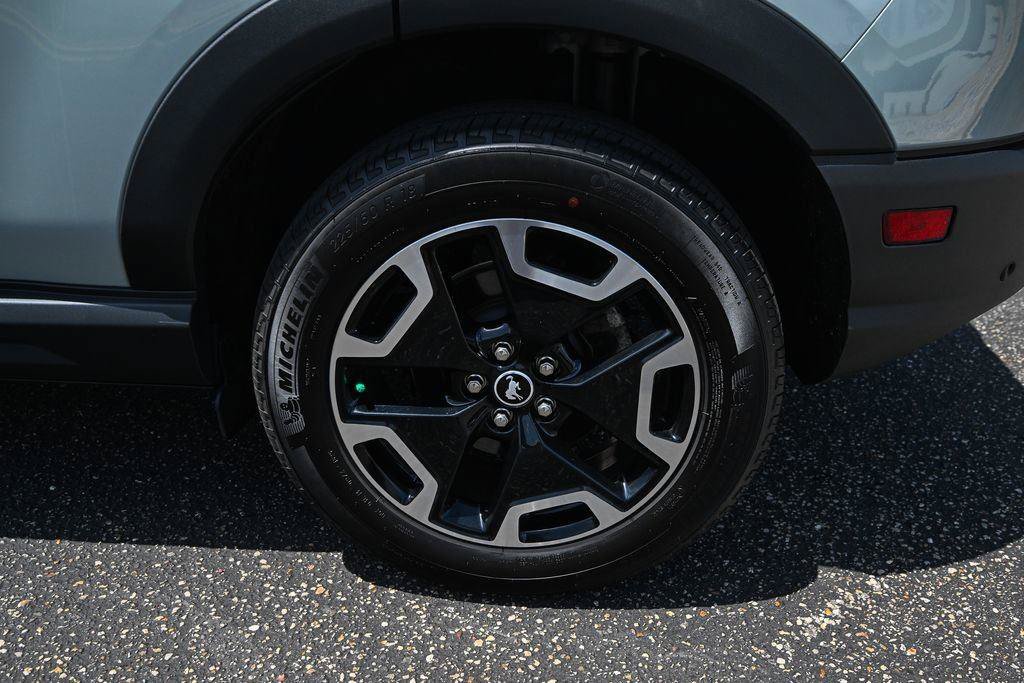 Certified 2023 Ford Bronco Sport Outer Banks AWD/4WD image 13