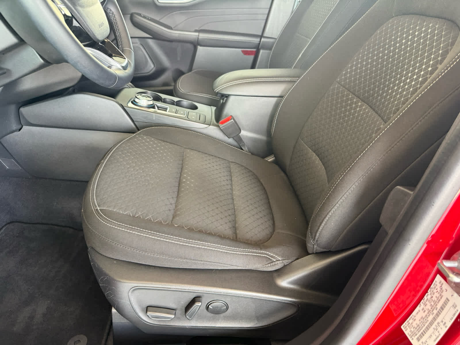 Certified 2023 Ford Escape Active AWD/4WD image 4