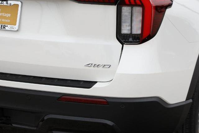 Certified 2025 Ford Explorer ST-Line image 14