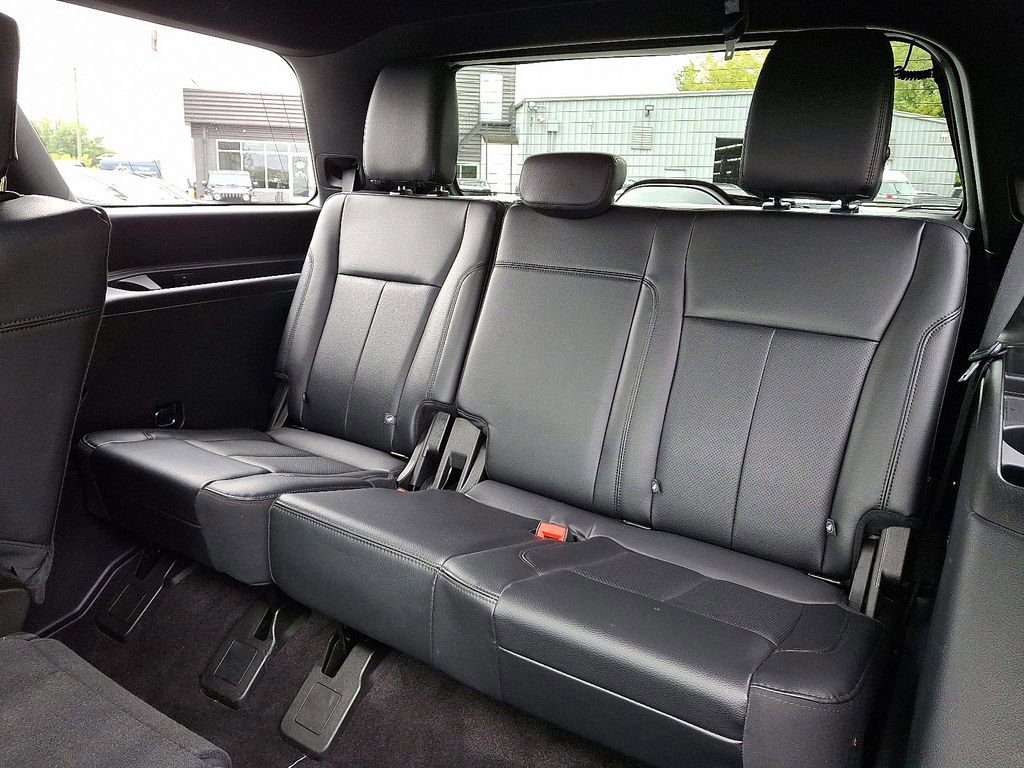 Certified 2021 Ford Expedition XLT image 12