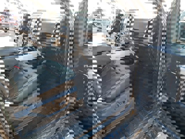 Certified 2019 Ford F150 Lariat w/ Equipment Group 502A Luxury image 18