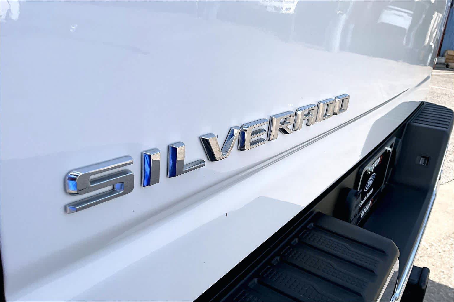 Used 2023 Chevrolet Silverado 2500 LT w/ All Star Edition AWD/4WD image 12