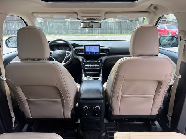 Certified 2023 Ford Explorer Limited w/ Equipment Group 301A AWD/4WD image 34