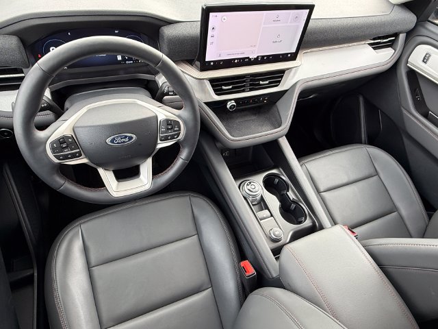 Certified 2026 Ford Explorer Active w/ Active Comfort Package AWD/4WD image 38