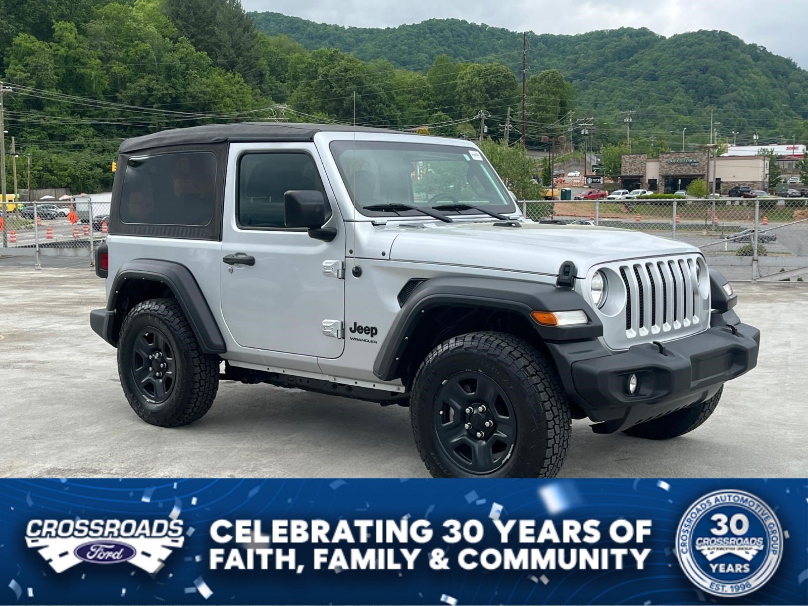 Used 2022 Jeep Wrangler Sport AWD/4WD image 1