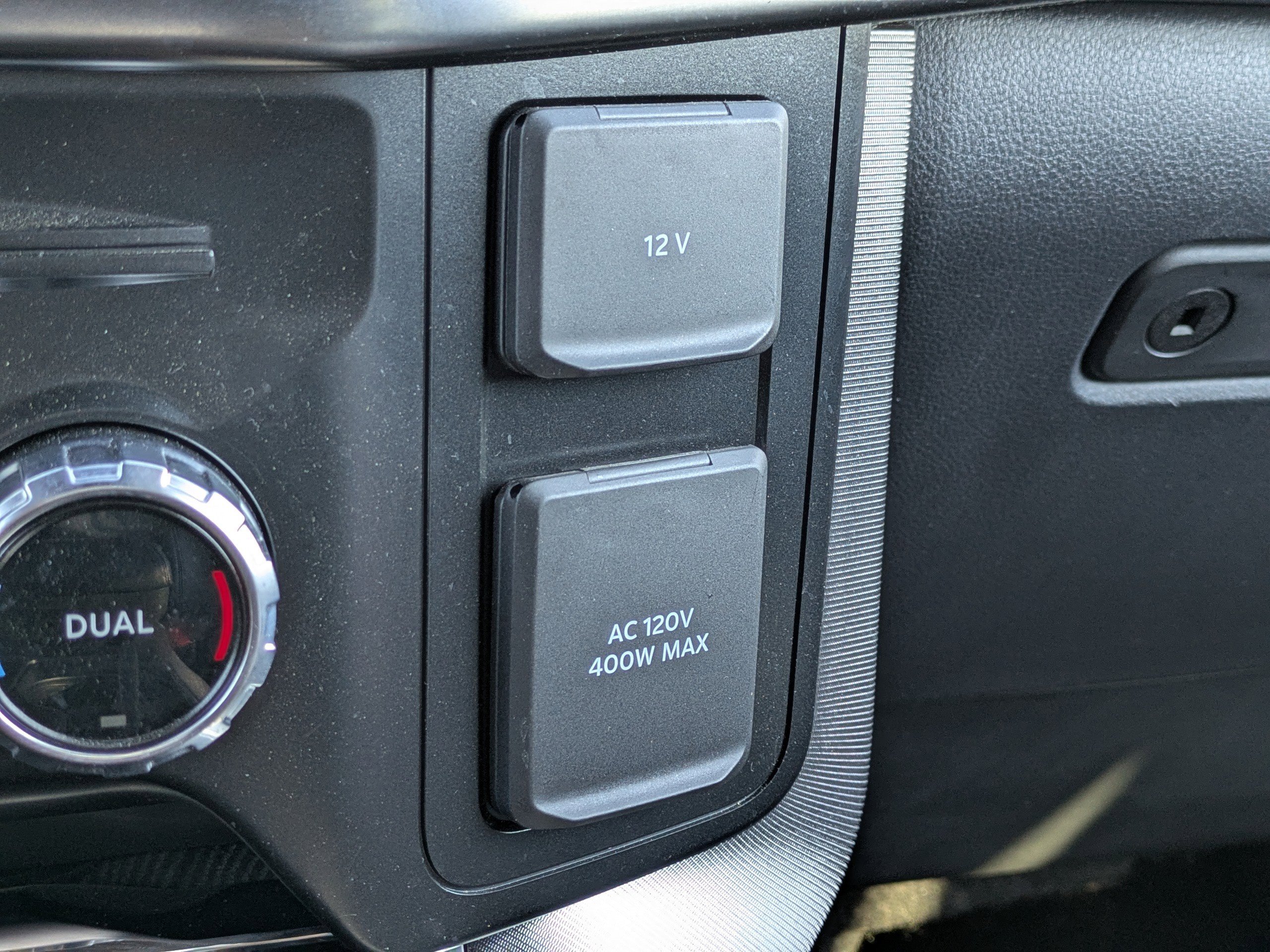 Certified 2022 Ford F150 Platinum w/ Equipment Group 701A High image 33