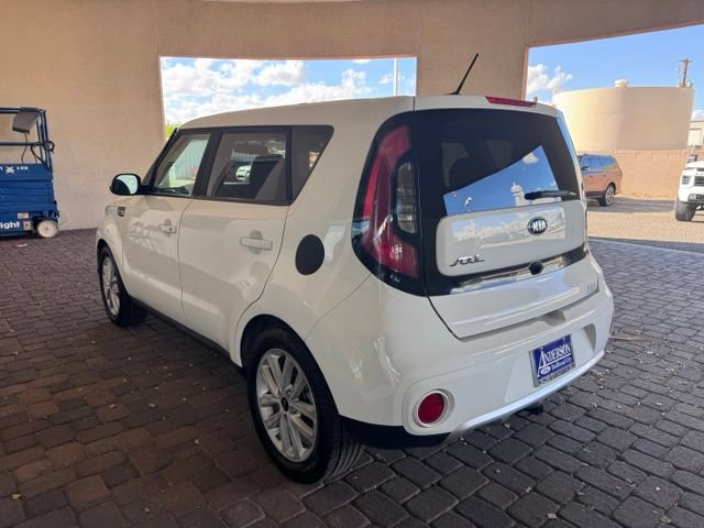 Used 2018 Kia Soul + FWD image 2