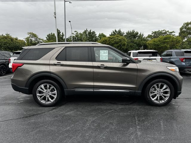 Certified 2021 Ford Explorer Limited w/ Equipment Group 301A AWD/4WD image 4