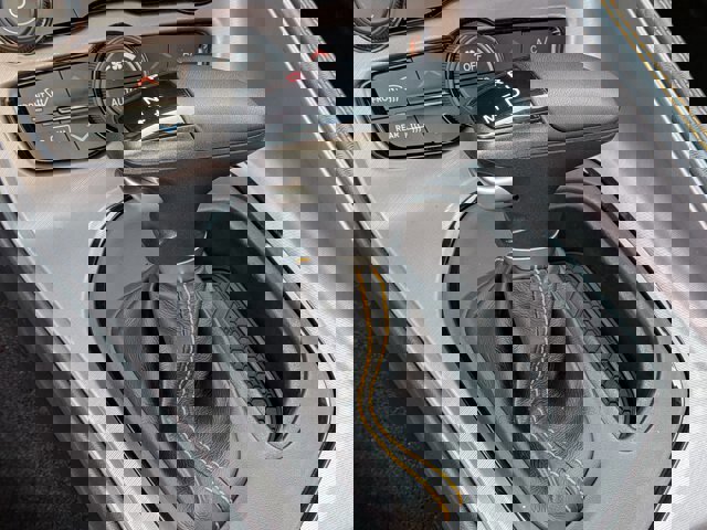 Used 2023 Dodge Challenger GT w/ Plus Package image 25