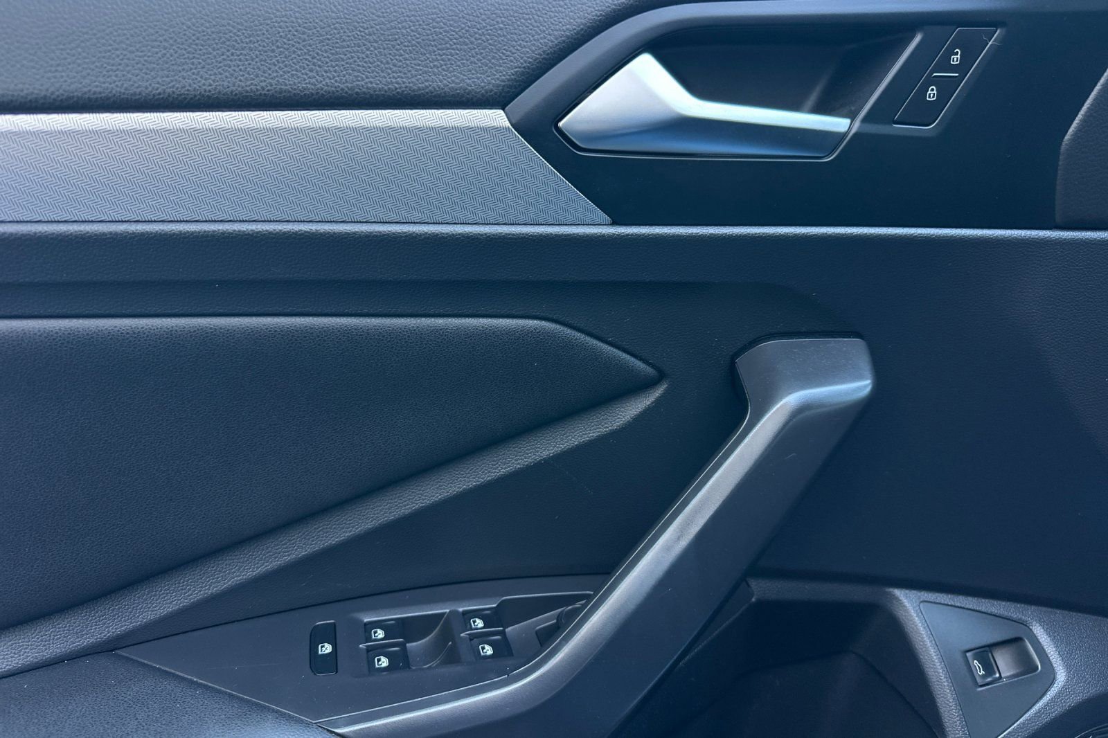 Used 2019 Volkswagen Jetta S image 10