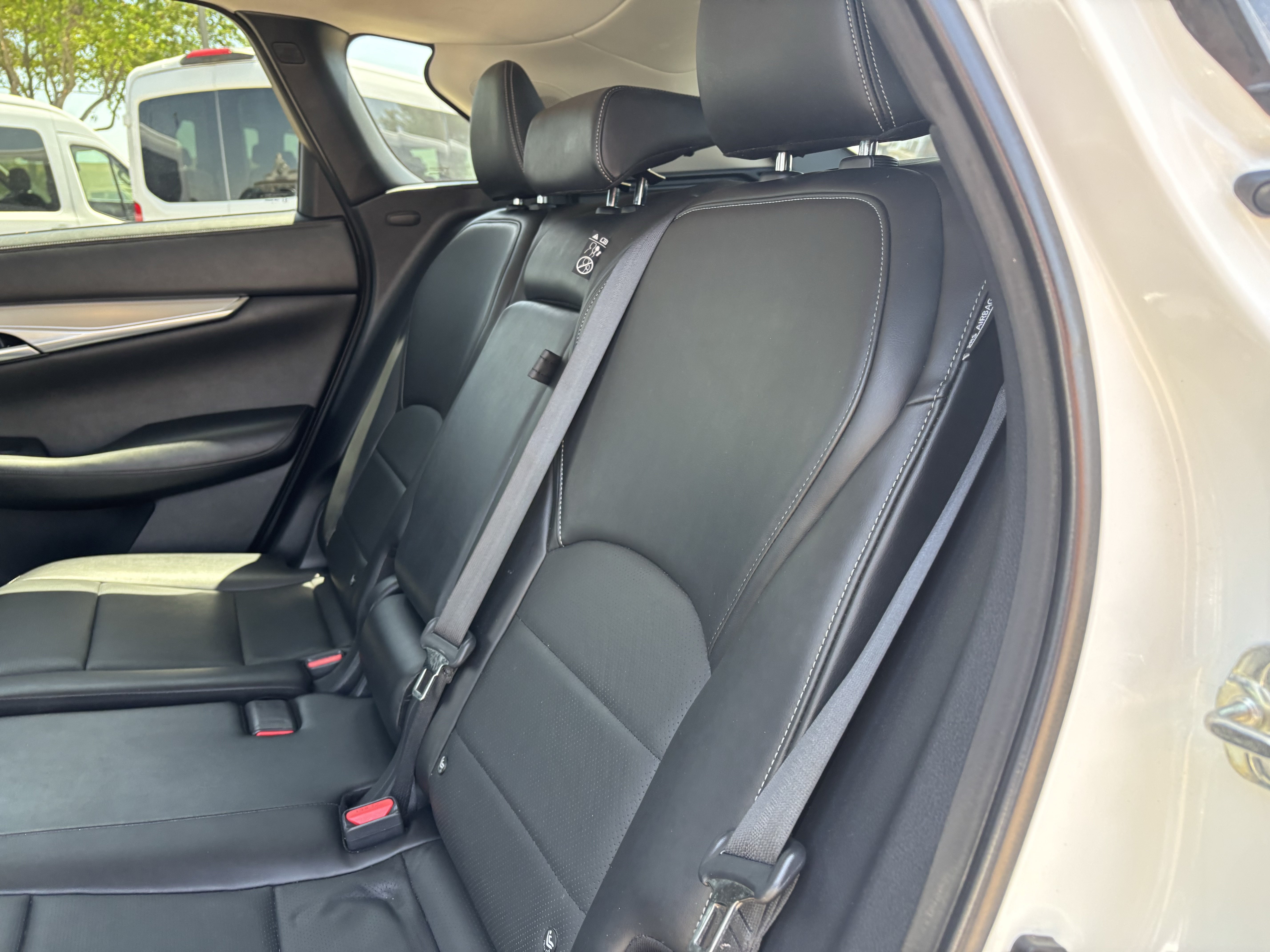 Used 2022 INFINITI QX50 Essential FWD image 16