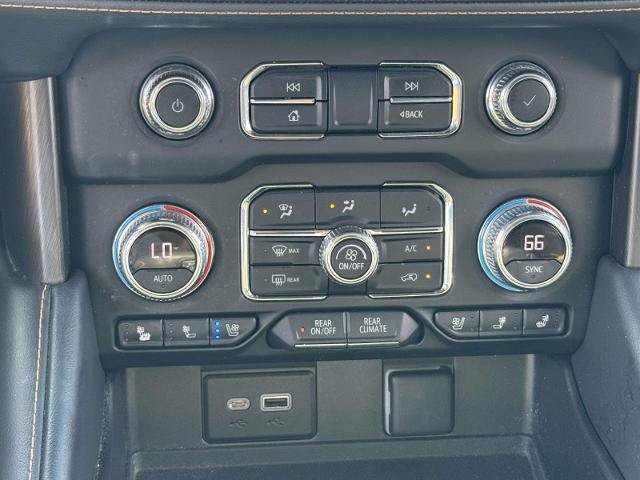Used 2022 GMC Yukon AT4 w/ Technology Package AWD/4WD image 26