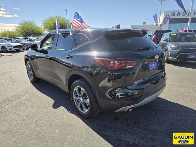 Used 2025 Chevrolet Blazer LT FWD image 5