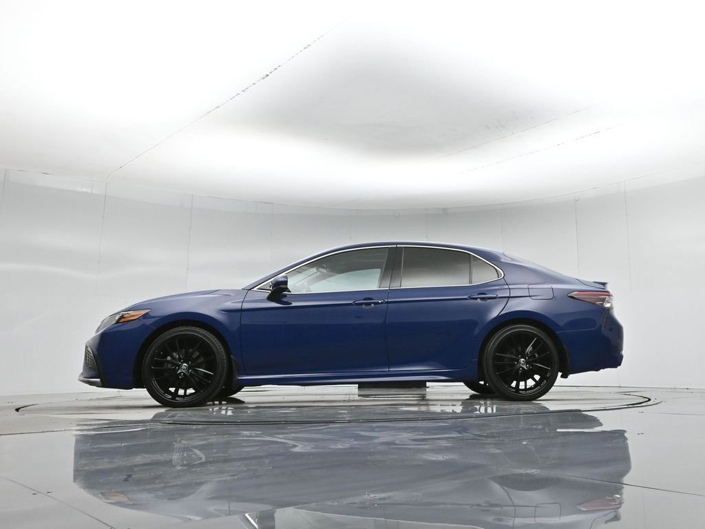 Used 2023 Toyota Camry XSE FWD image 8
