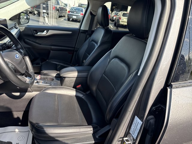 Certified 2021 Ford Escape SEL w/ Technology Package AWD/4WD image 18