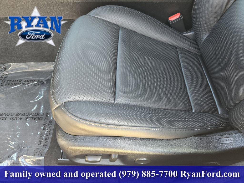 Used 2021 Cadillac CT4 Premium Luxury RWD image 16