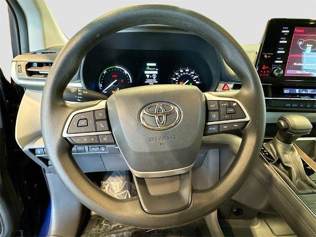 Used 2021 Toyota Sienna LE image 10