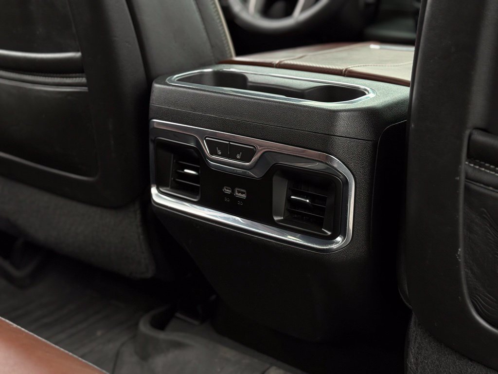 Used 2024 GMC Sierra 3500 Denali Ultimate w/ LPO, GMC Protection Package AWD/4WD image 23