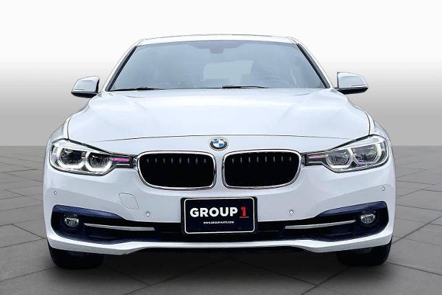 Used 2017 BMW 330i xDrive Sedan AWD/4WD image 3