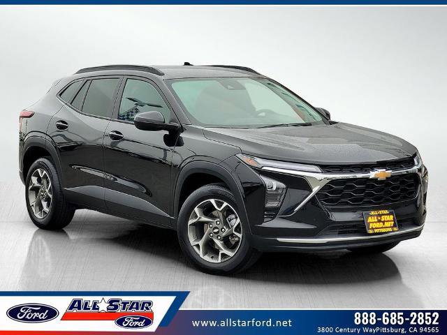 Used 2025 Chevrolet Trax LT w/ LT Convenience Package image 7