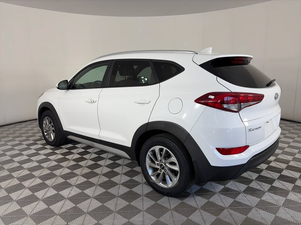 Used 2017 Hyundai Tucson SE Plus AWD/4WD image 5