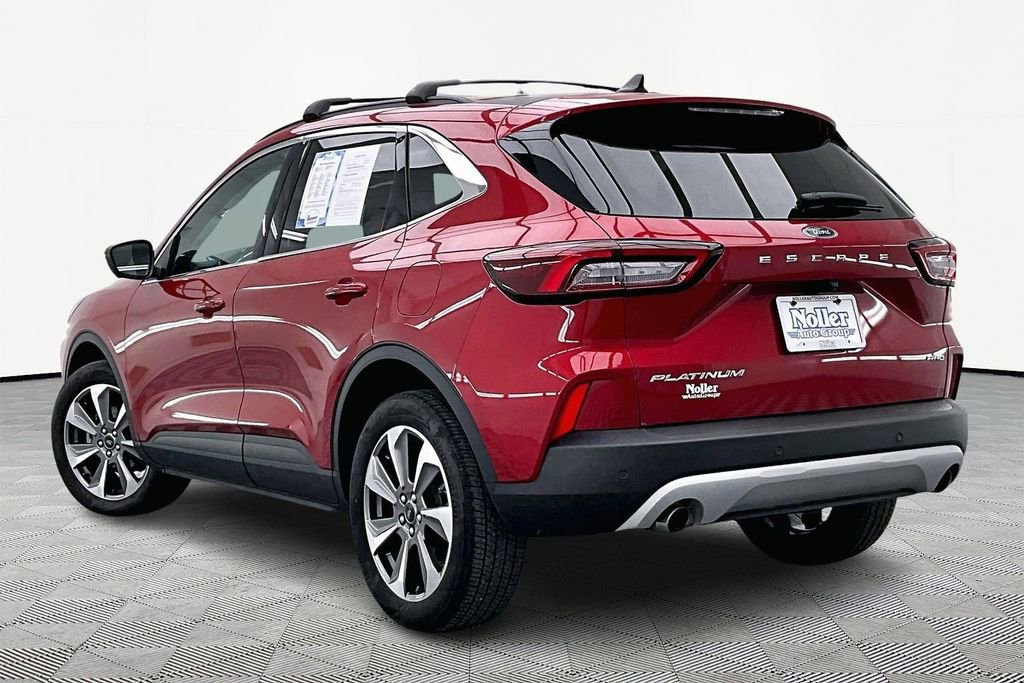 Certified 2023 Ford Escape Platinum image 2
