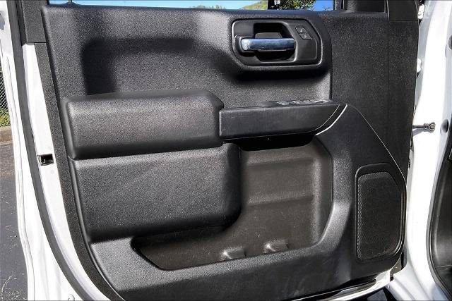 Used 2023 Chevrolet Silverado 1500 Custom AWD/4WD image 22