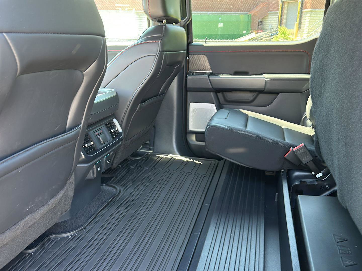 Certified 2025 Ford F150 Raptor image 28