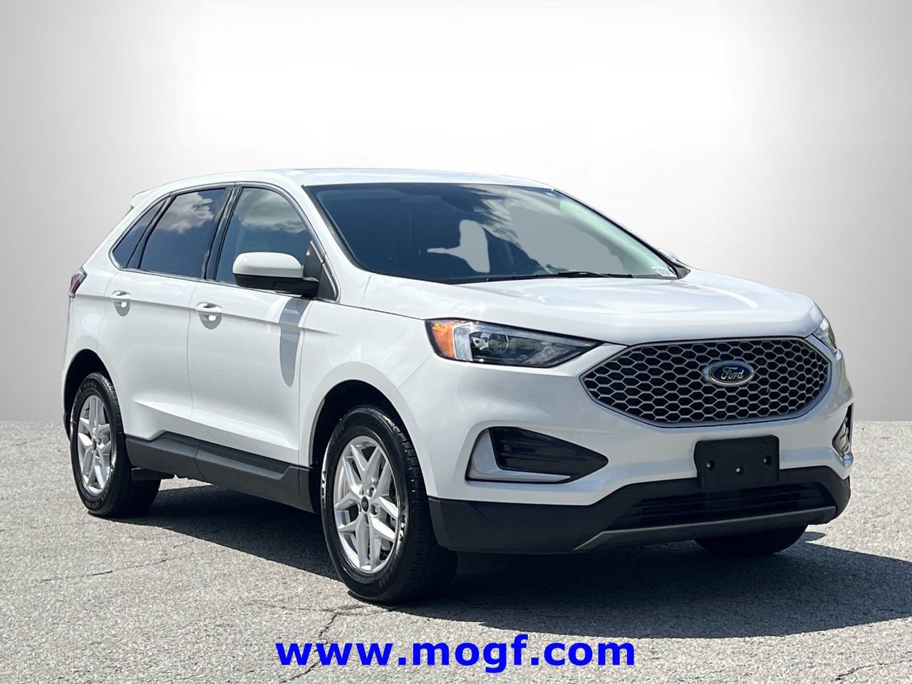 Certified 2024 Ford Edge SEL AWD/4WD image 4