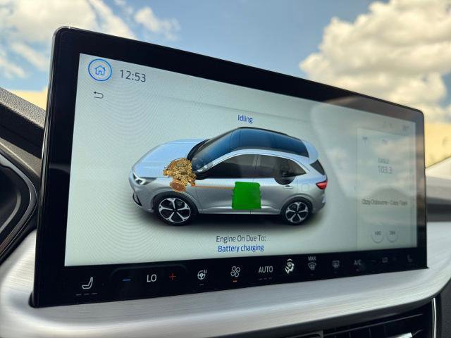 Certified 2025 Ford Escape Platinum image 27