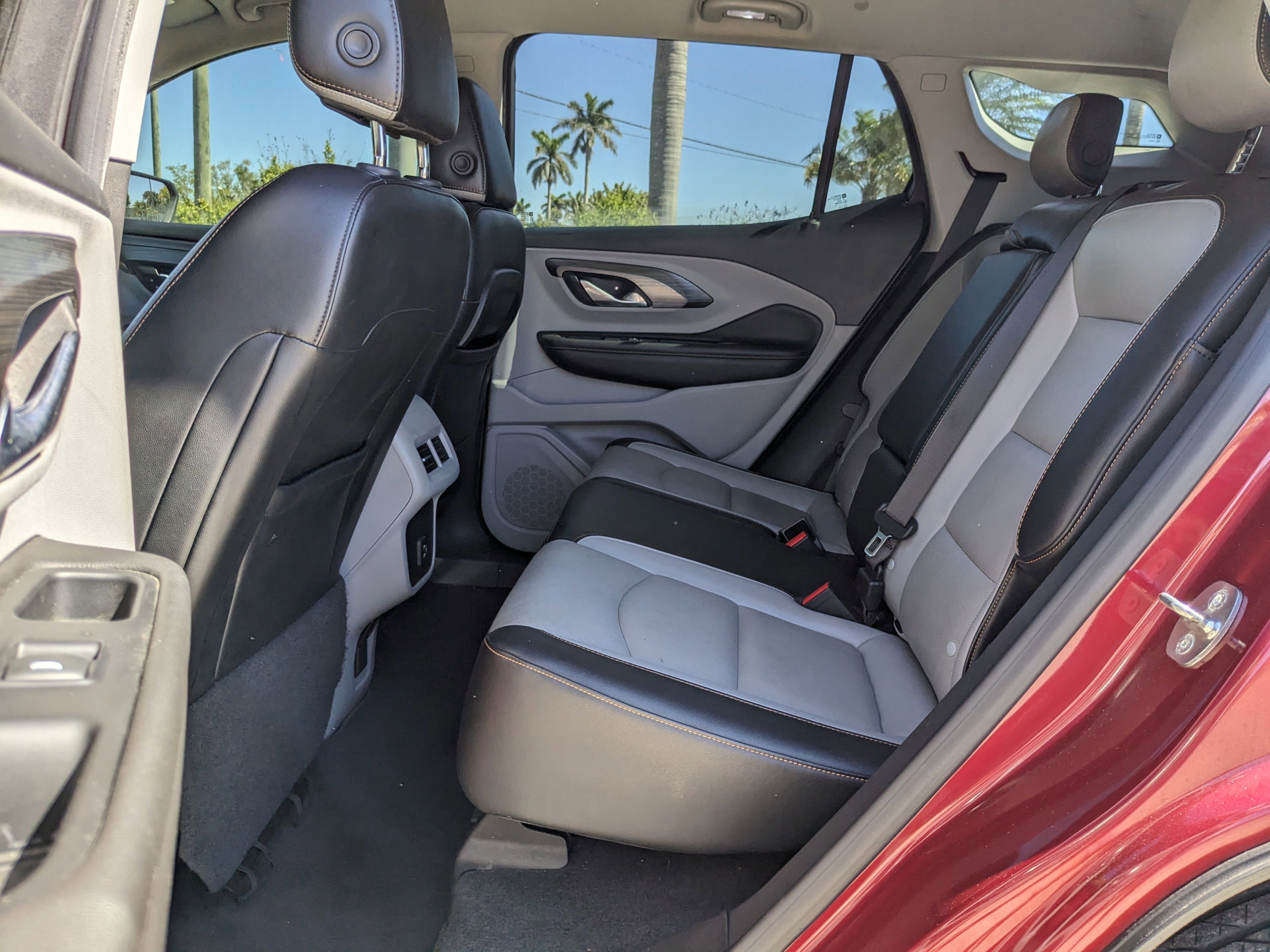 Used 2020 GMC Terrain SLT w/ Preferred Package image 14