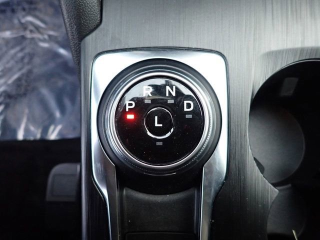 Certified 2024 Ford Escape Platinum w/ Premium Technology Package image 25