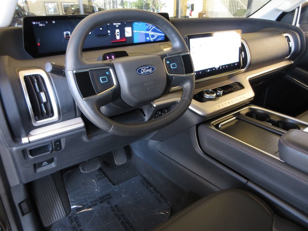 Certified 2025 Ford Expedition Max Active RWD image 14
