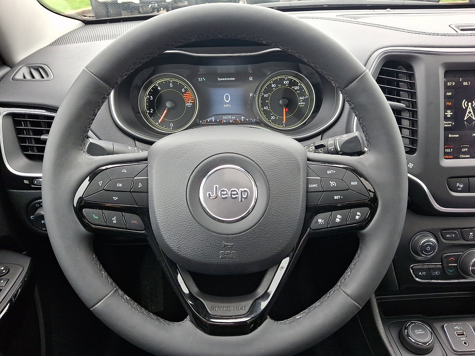 Used 2023 Jeep Cherokee Altitude Lux w/ Lux Elite Package image 25