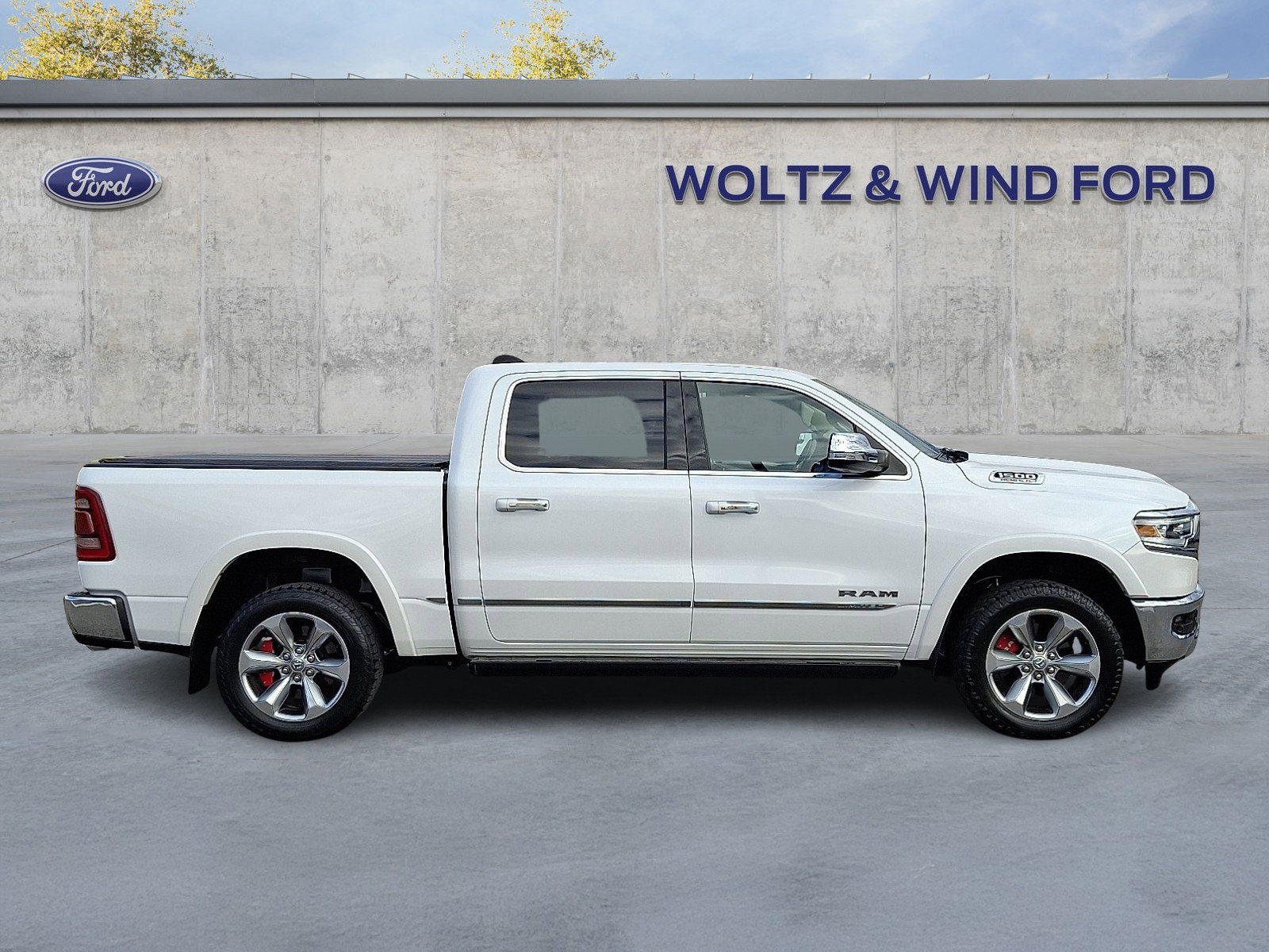 Used 2020 RAM 1500 Limited image 7