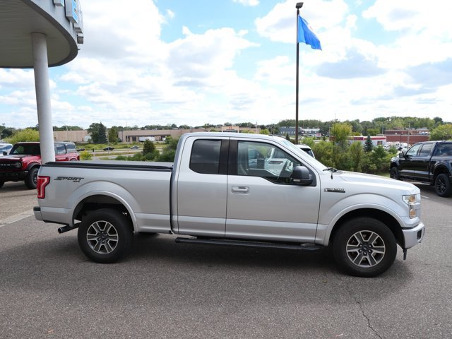 Certified 2017 Ford F150 XLT w/ Equipment Group 302A Luxury AWD/4WD image 4