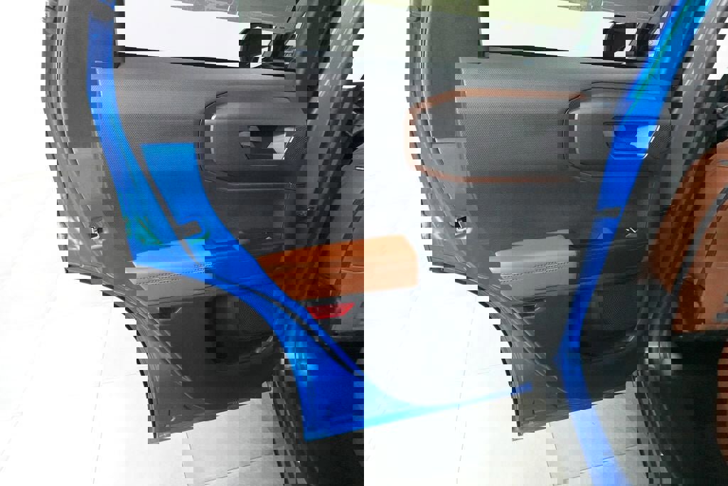 Certified 2025 Ford Bronco Sport Outer Banks w/ Outer Banks Tech Package+ AWD/4WD image 28