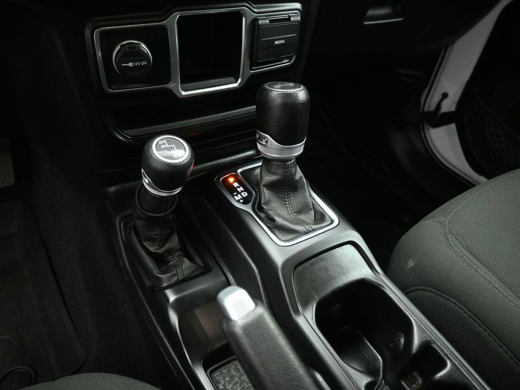 Used 2021 Jeep Wrangler Unlimited Sport AWD/4WD image 18